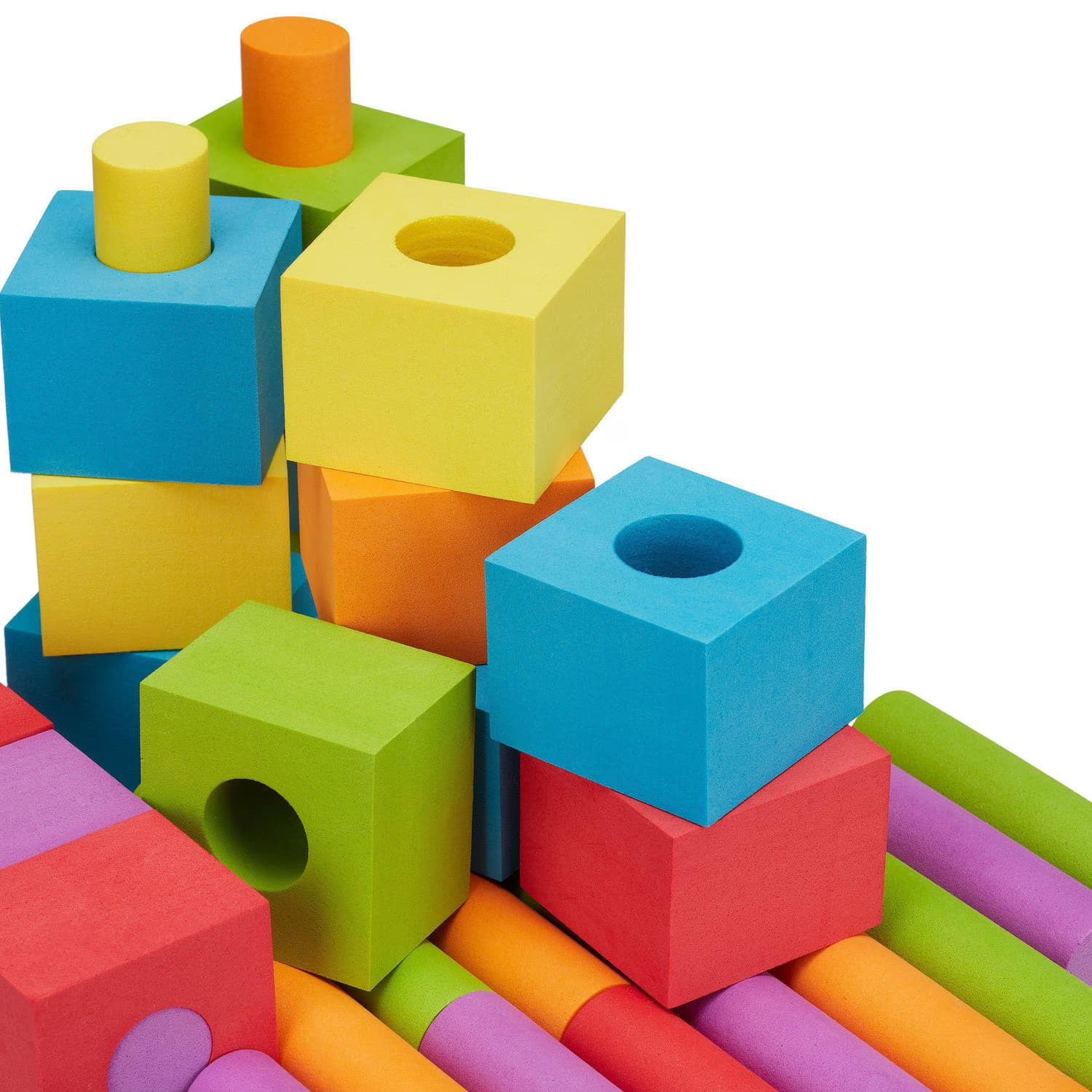 Fuer aktives Spielen im Alltag sind Schaumstoff Bausteine ideal