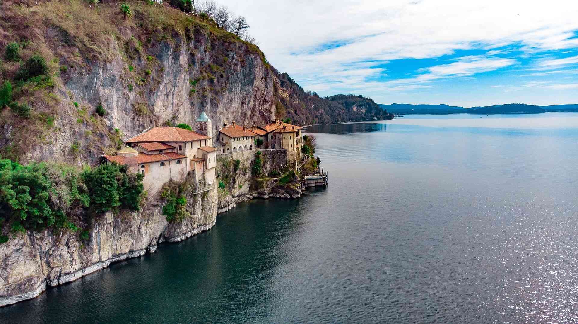 Lago Maggiore Camping: Ferien im charmanten Dorf Cannobio
