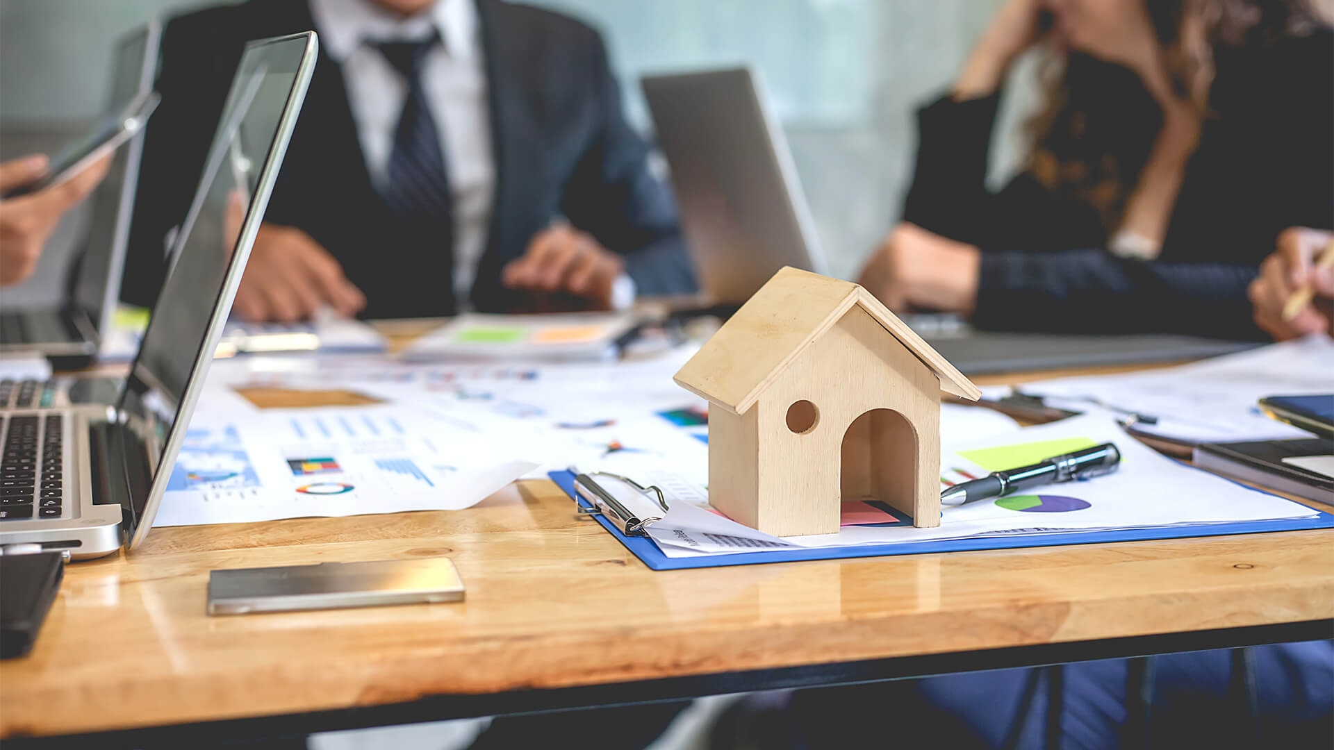 Der Bester Immobilienmakler Frankfurt kennt alle Stadtteile
