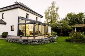Whispering Winds: Den Wintergarten umarmen