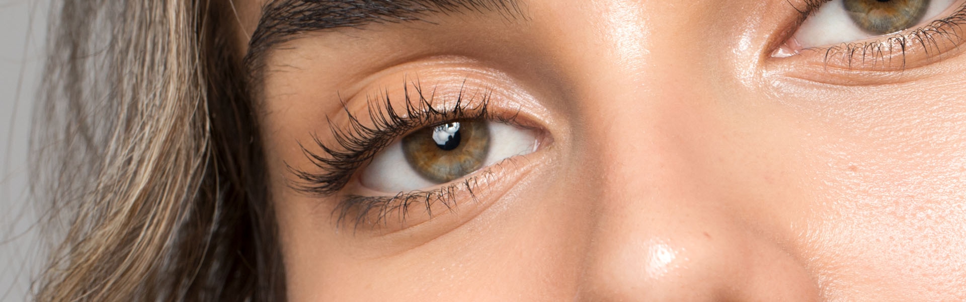 LashLink: Wimpernpinzette und Augenbrauenpinzette für perfekte Augenbrauenpflege