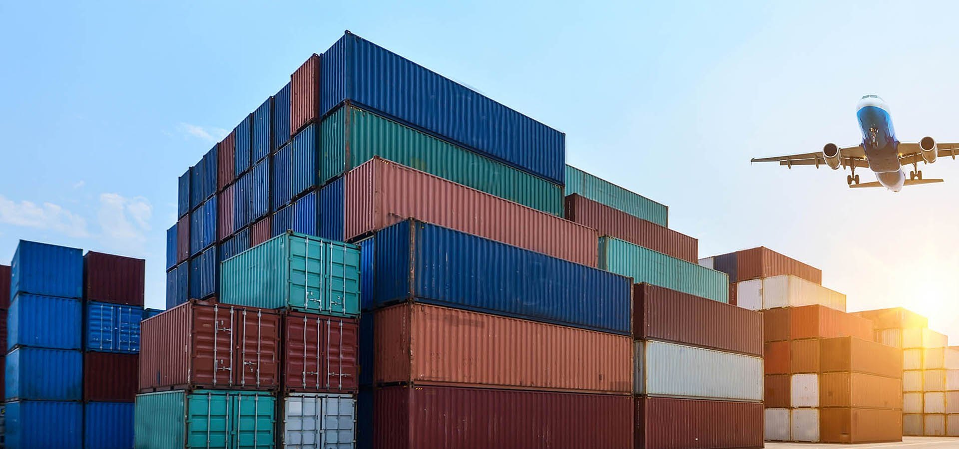 Kompetenz und Sicherheit vereint durch erfahrene Gefahrgut Spedition